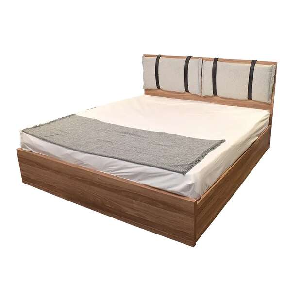 Calvin bedroom - Gallery 1